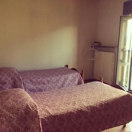 Valvarrone Di Oceano Snc * ديرفيو