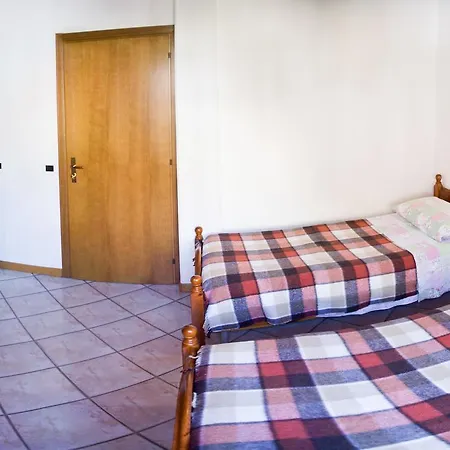 Hotel Valvarrone Di Oceano Snc