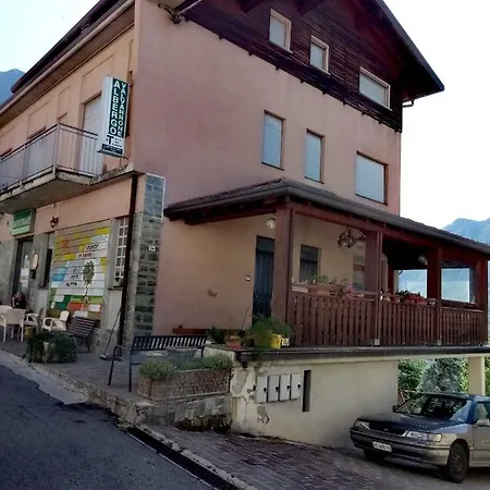 Valvarrone Di Oceano Snc Dervio